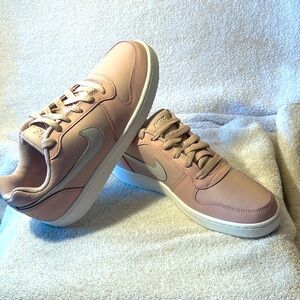 Nike Women's Sneakers in Pink and White- size 9